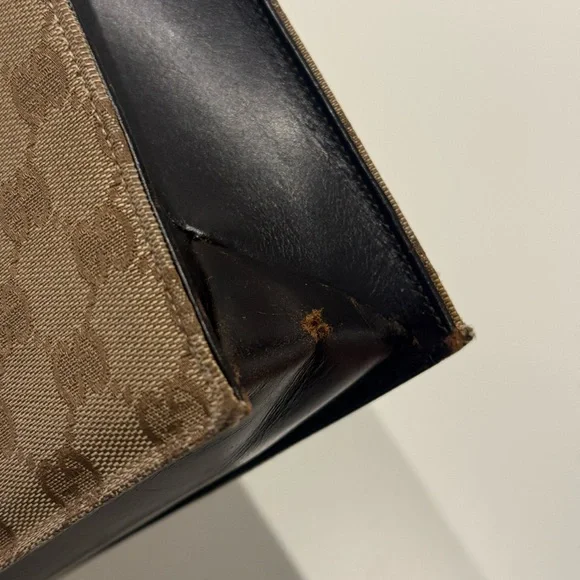 Authentic Gucci Bag - perfect for work - Picture 6 of 8